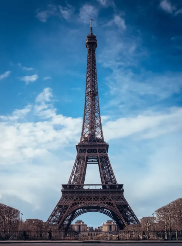 Tourist-places-in-Europe-Eiffel-Tower
